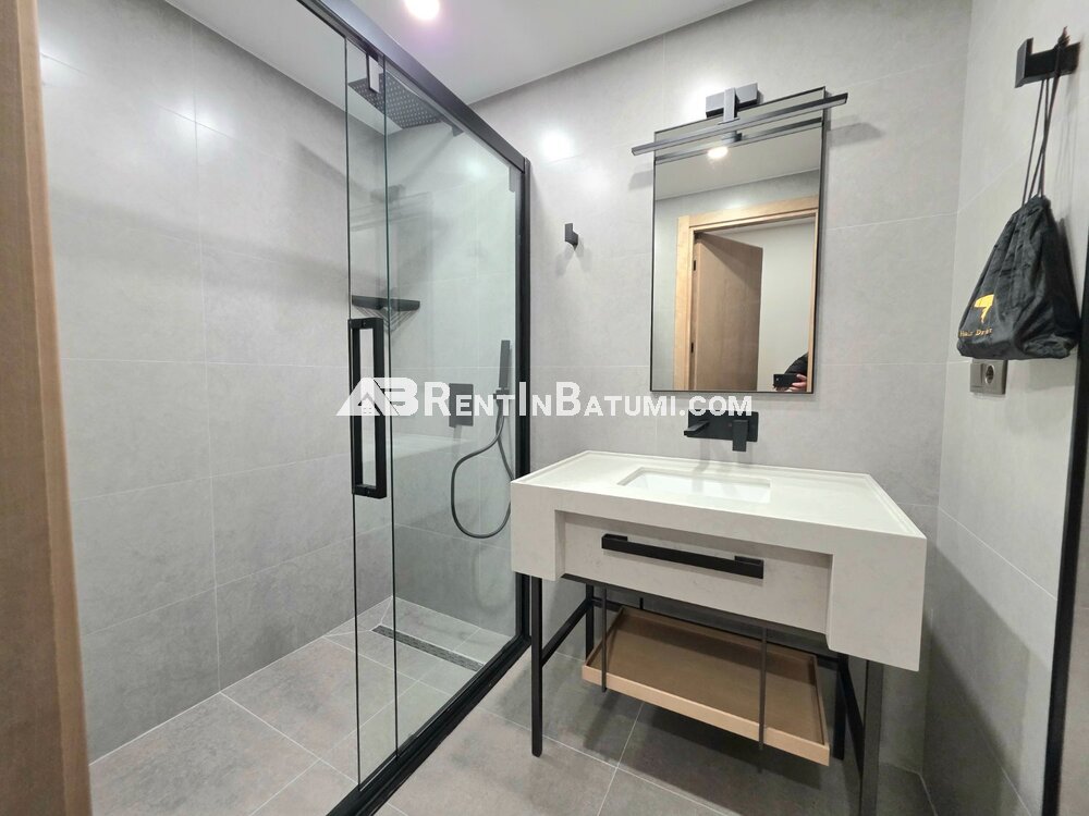 Аренда новой студии в Blue Sky Tower Батуми